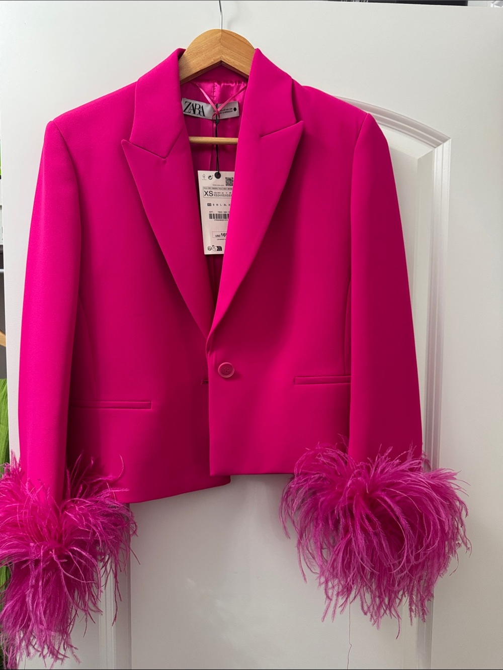 Zara Fuchsia Feather-Cuff Cropped Blazer